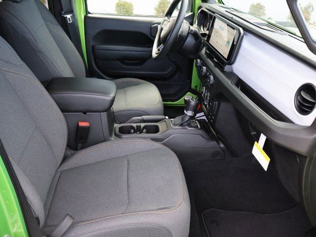 2025 Jeep Gladiator Nighthawk - 23018542 - 21