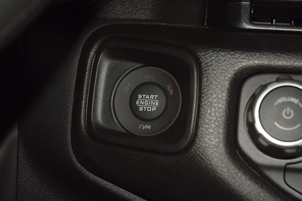 2025 Jeep Gladiator Nighthawk - 23018542 - 29