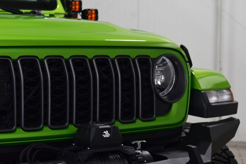 2025 Jeep Gladiator Nighthawk - 23018542 - 8