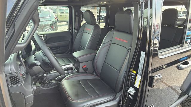 2025 Jeep Gladiator Rubicon - 23035110 - 17