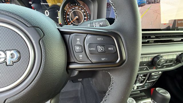 2025 Jeep Gladiator Rubicon - 23035110 - 22