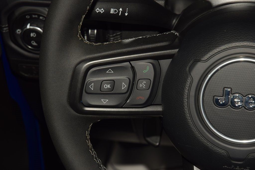 2025 Jeep Gladiator Rubicon - 22970366 - 38