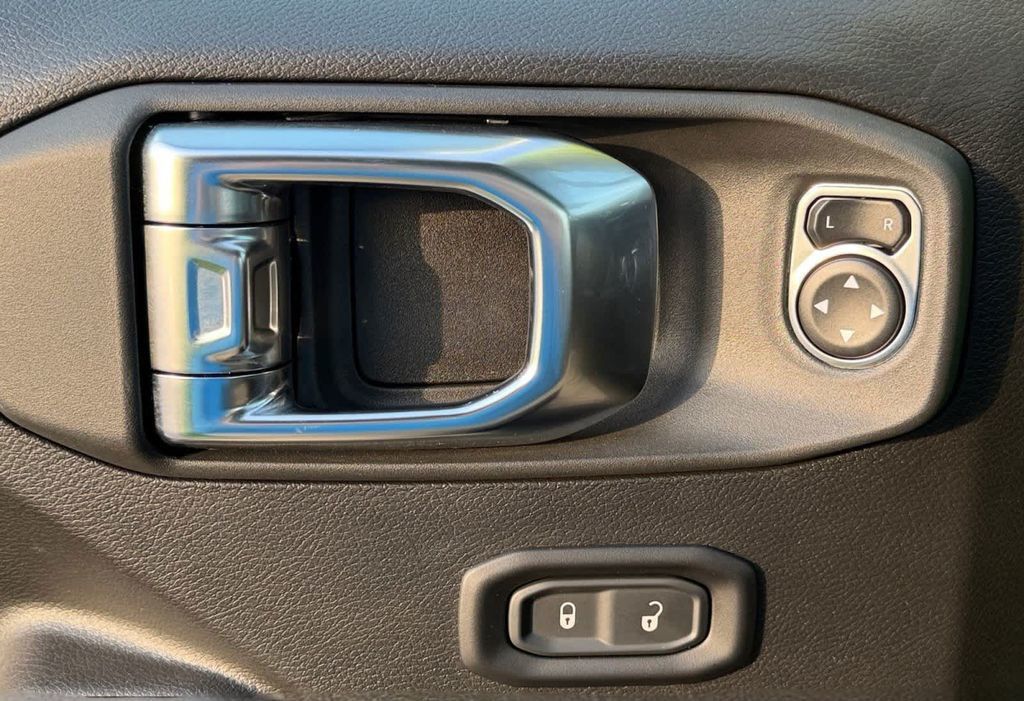 2025 Jeep Gladiator Rubicon - 23018829 - 10