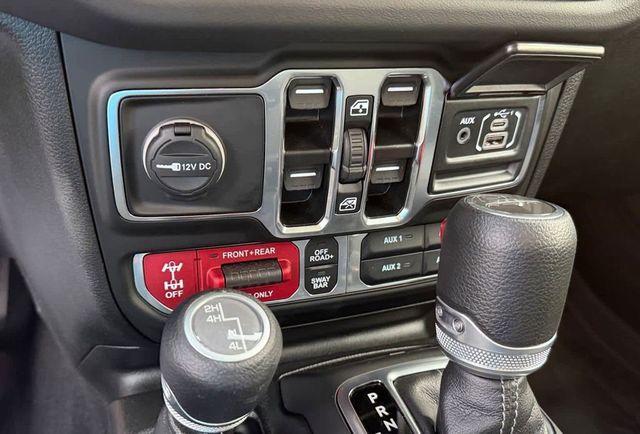 2025 Jeep Gladiator Rubicon - 23018829 - 19