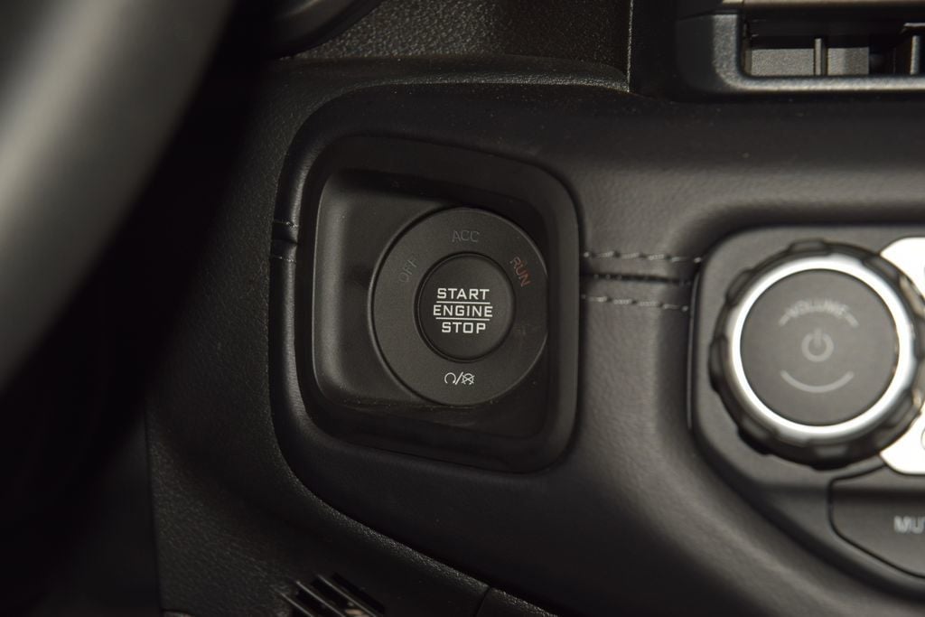 2025 Jeep Gladiator Rubicon - 23018829 - 38
