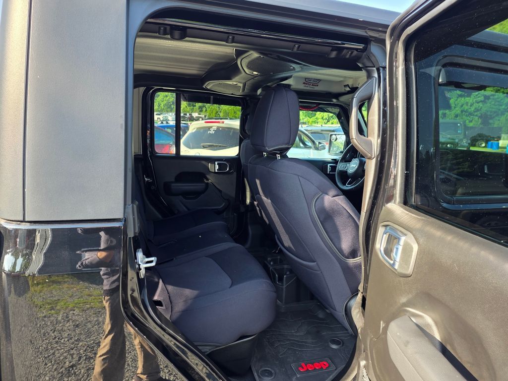 2025 Jeep Gladiator Rubicon - 23047479 - 13