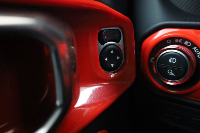2025 Jeep Gladiator Rubicon X - 23093575 - 36