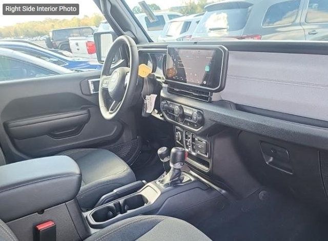 2025 Jeep Gladiator Sport S - 22968813 - 8