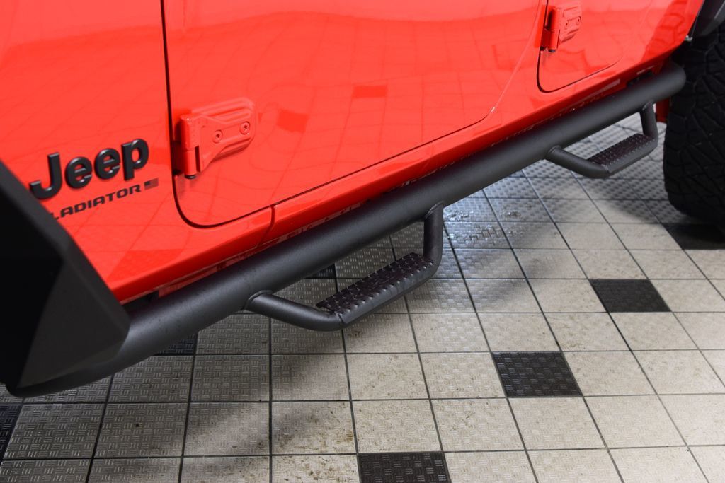 2025 Jeep Gladiator Willys - 22992395 - 25