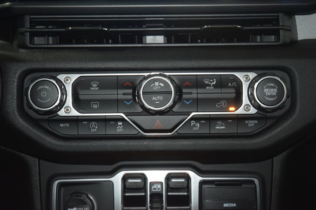 2025 Jeep Gladiator Willys - 22992395 - 29