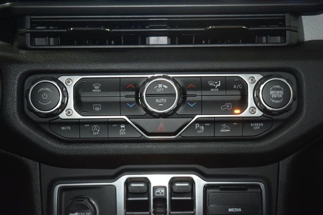 2025 Jeep Gladiator Willys - 22992395 - 29