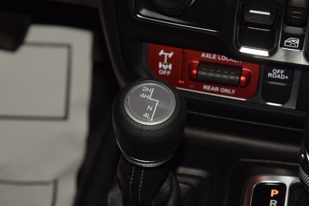 2025 Jeep Gladiator Willys - 22992395 - 30