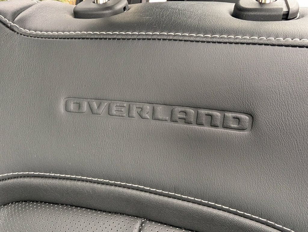 2025 Jeep Grand Cherokee ABSOLUTELY GORGEOUS!! - 22948654 - 21