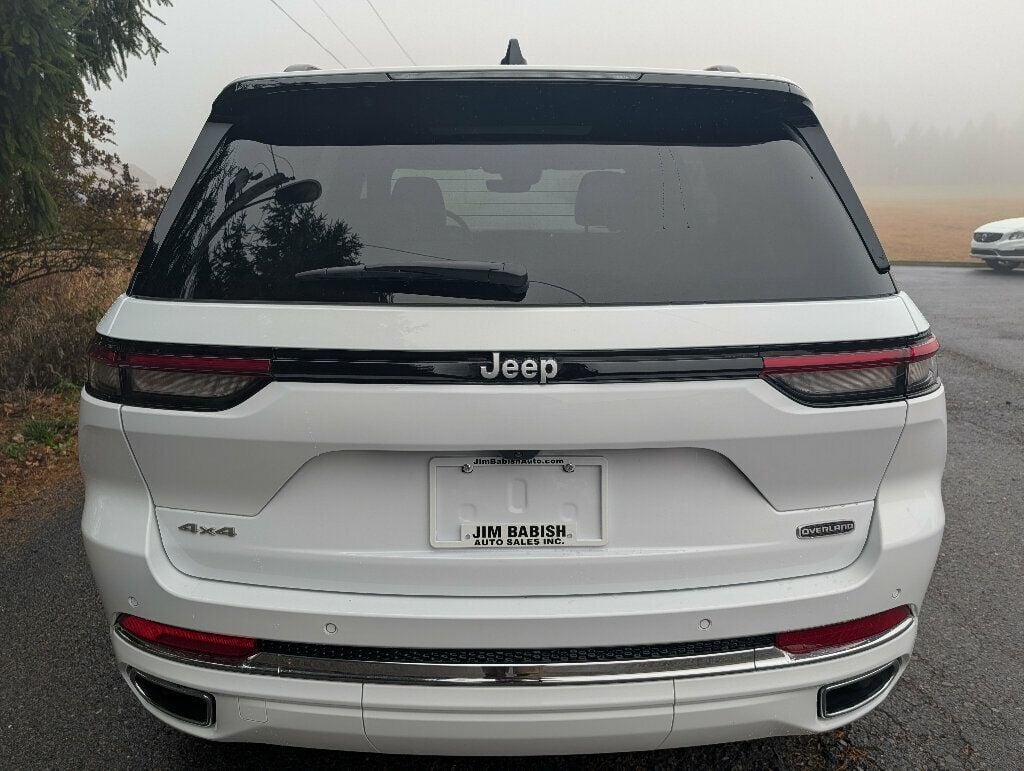 2025 Jeep Grand Cherokee ABSOLUTELY GORGEOUS!! - 22948654 - 3