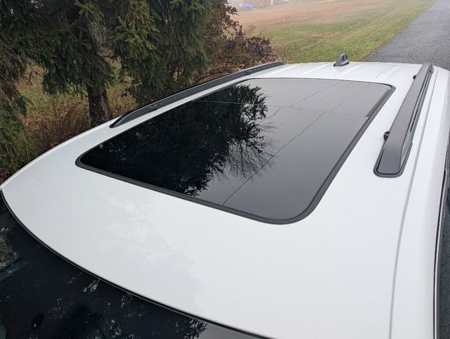 2025 Jeep Grand Cherokee ABSOLUTELY GORGEOUS!! - 22948654 - 8