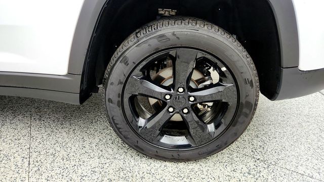 2025 Jeep Grand Cherokee Altitude X 4x4 w/ 20'' Gloss Black Wheels - 23088586 - 8