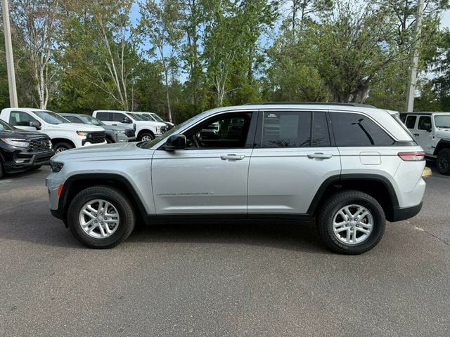 2025 Jeep Grand Cherokee Laredo 4x2 - 23003937 - 1