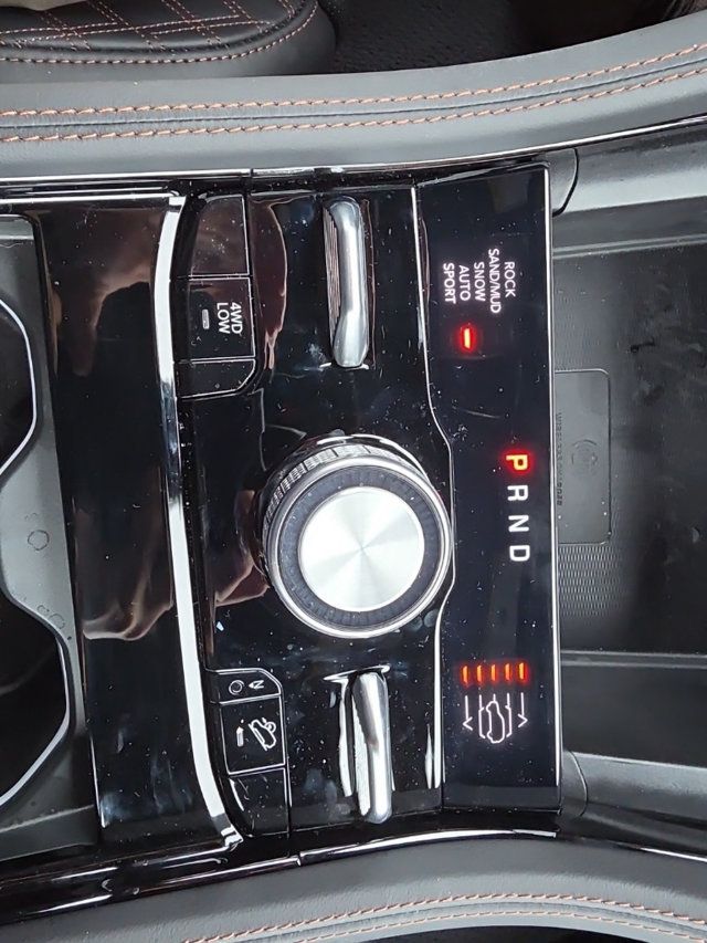 2025 Jeep Grand Cherokee Summit Reserve photo 25