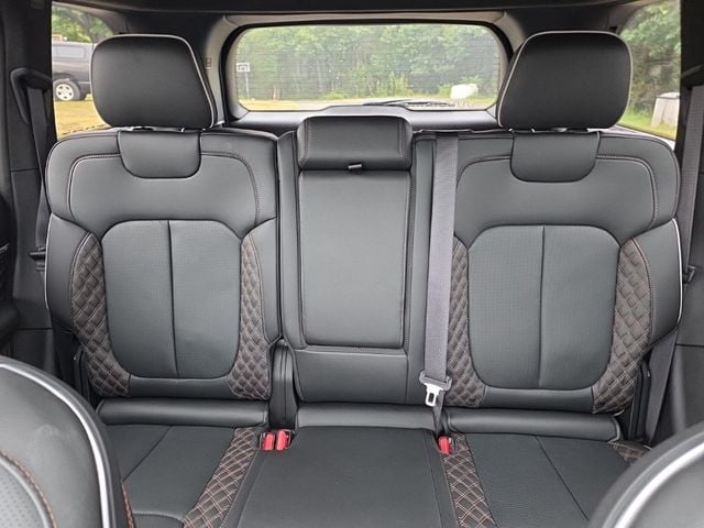 2025 Jeep Grand Cherokee Summit Reserve photo 28