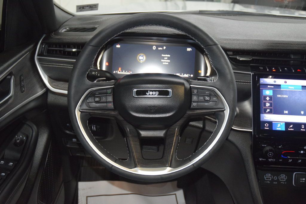 2025 Jeep Grand Cherokee L Limited 4x4 - 23082731 - 36