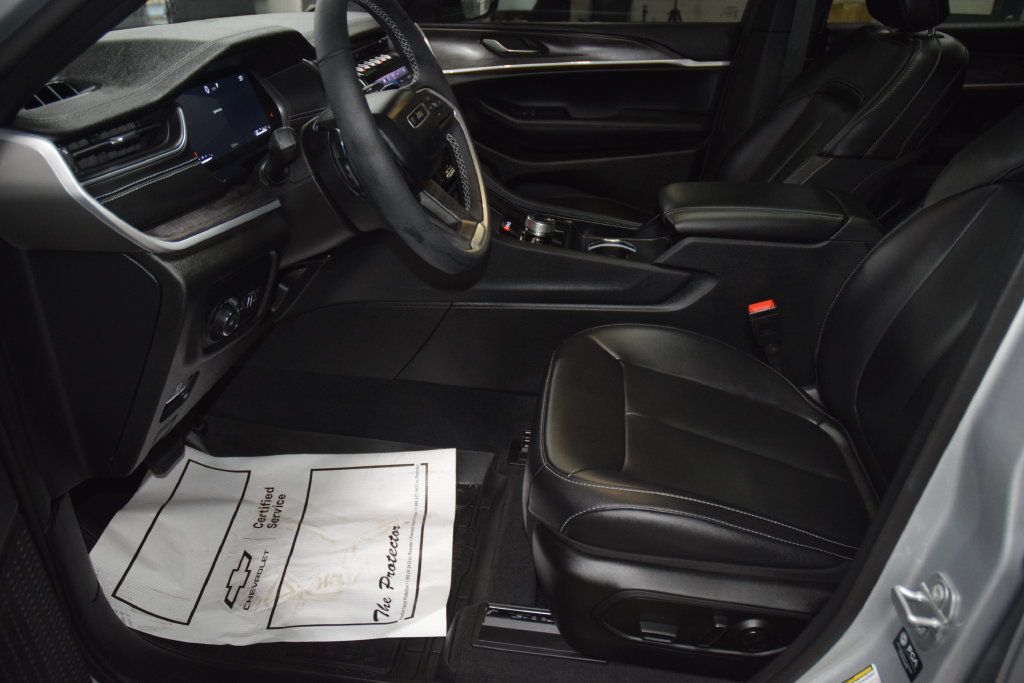 2025 Jeep Grand Cherokee L Limited 4x4 - 23082731 - 39