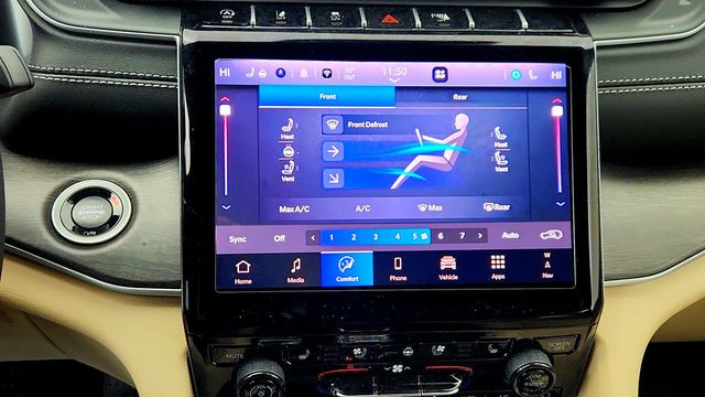 2025 Jeep Grand Cherokee L Limited 4x4 w/ Dual Pane Panoramic Sunroof, Luxury Tech Group II - 23004624 - 20