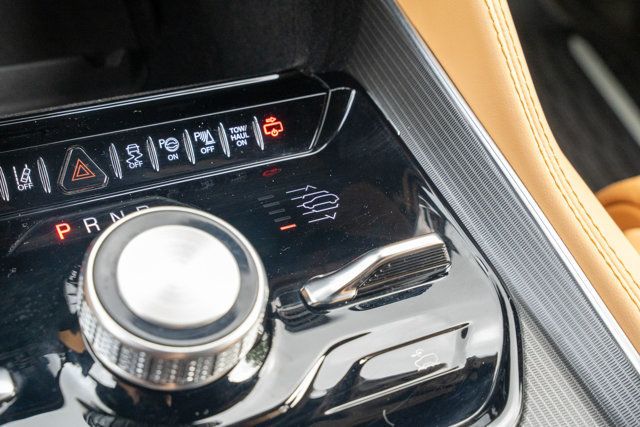 2025 Jeep Grand Wagoneer Local Trade/Heated&Cooled MassagingSeats/Night Vision Pkg/LOADED - 23028069 - 37