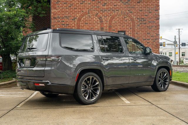 2025 Jeep Grand Wagoneer Series III Obsidian 4WD's photo