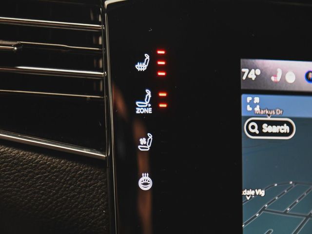 2025 Jeep Wagoneer Base - 22989285 - 24