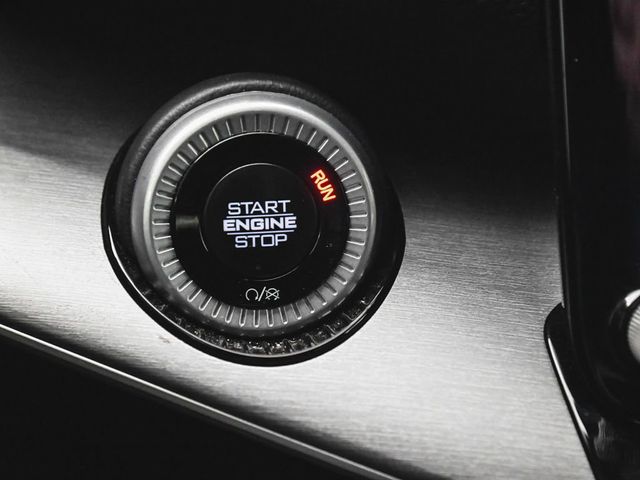 2025 Jeep Wagoneer Base - 22989285 - 25