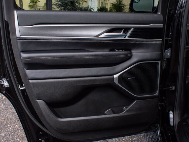 2025 Jeep Wagoneer Base - 23093772 - 12