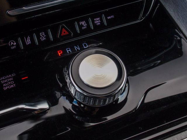 2025 Jeep Wagoneer Base - 23093772 - 27