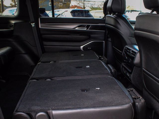 2025 Jeep Wagoneer Base - 23093772 - 34