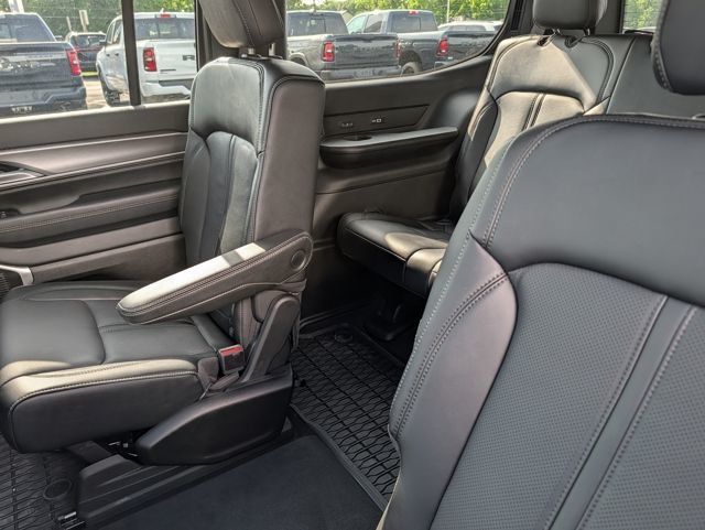 2025 Jeep Wagoneer Series II - 23031293 - 9