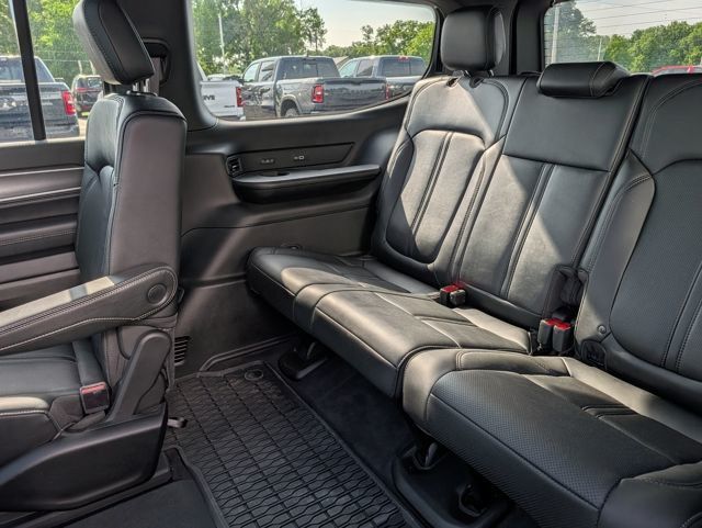 2025 Jeep Wagoneer Series II - 23031293 - 11