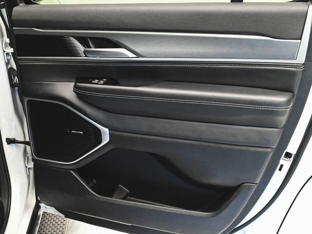 2025 Jeep Wagoneer Series II - 23030239 - 12