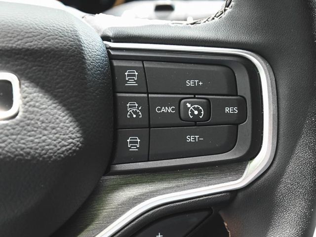2025 Jeep Wagoneer Series II - 23030239 - 27