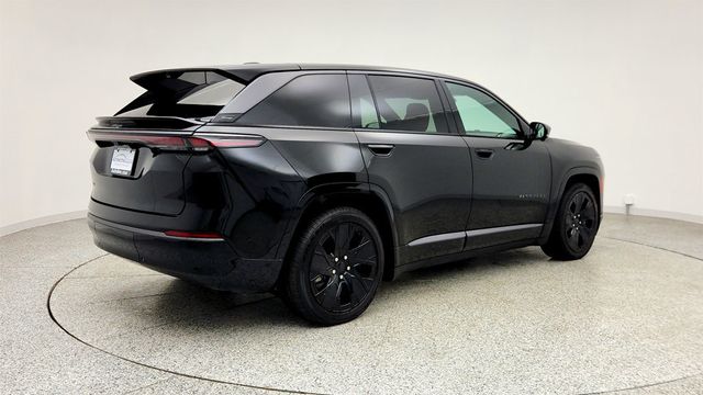 2025 Jeep Wagoneer S Launch Edition AWD w/ Luxury Group & Red Nero Ultra Lux Seats - 23012590 - 4