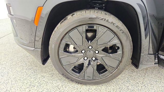 2025 Jeep Wagoneer S Launch Edition AWD w/ Luxury Group & Red Nero Ultra Lux Seats - 23012590 - 8