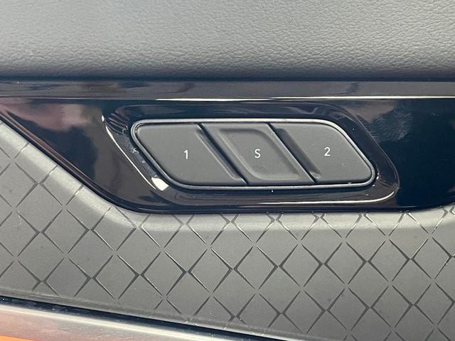 2025 Jeep Wagoneer S Limited AWD - 22927666 - 18