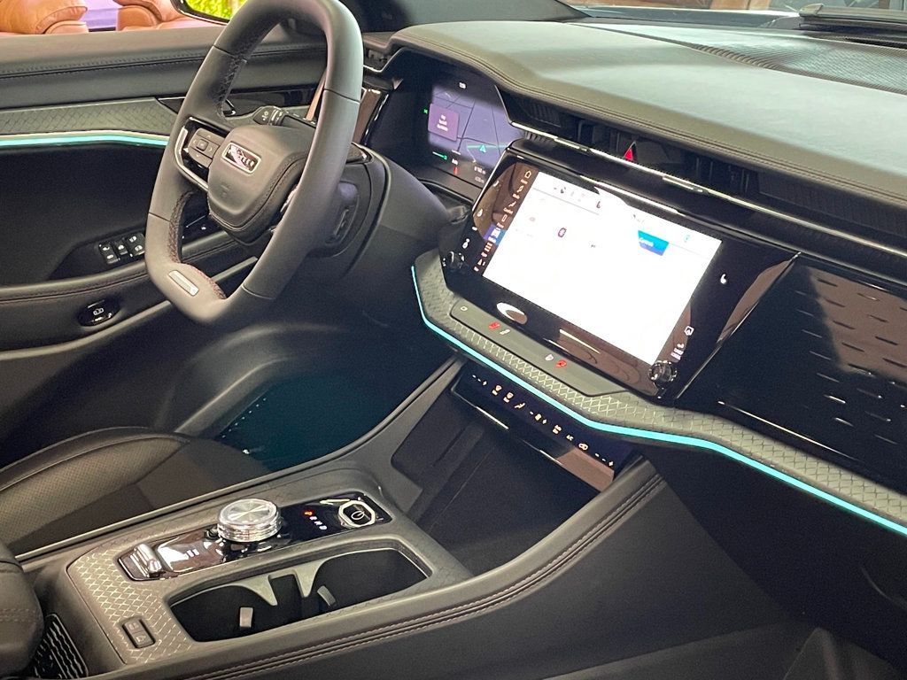 2025 Jeep Wagoneer S Limited AWD - 22927666 - 31