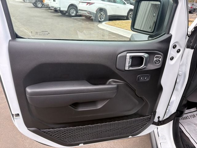 2025 Jeep Wrangler RUBICON - 22987998 - 3