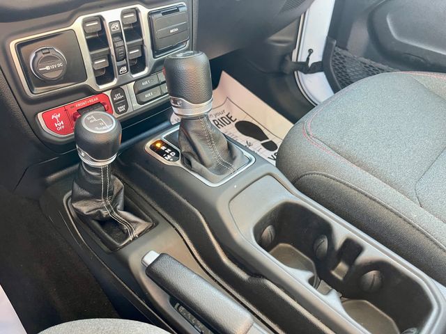 2025 Jeep Wrangler RUBICON - 22952631 - 14