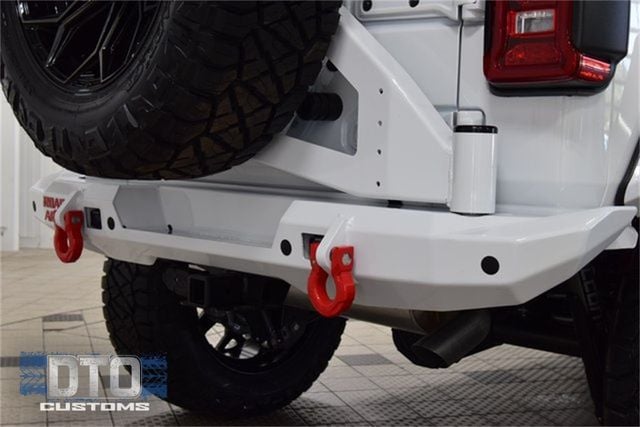 2025 Jeep Wrangler Rubicon photo 19