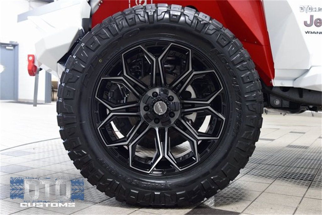 2025 Jeep Wrangler Rubicon - 22883634 - 24