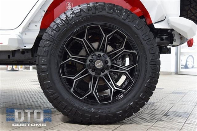 2025 Jeep Wrangler Rubicon photo 26