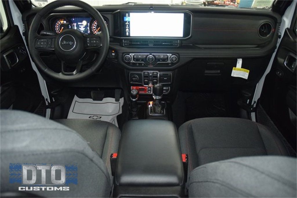 2025 Jeep Wrangler Rubicon - 22883634 - 27