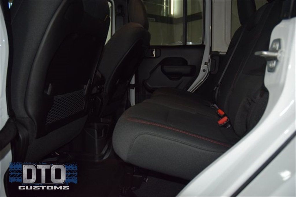 2025 Jeep Wrangler Rubicon - 22883634 - 40