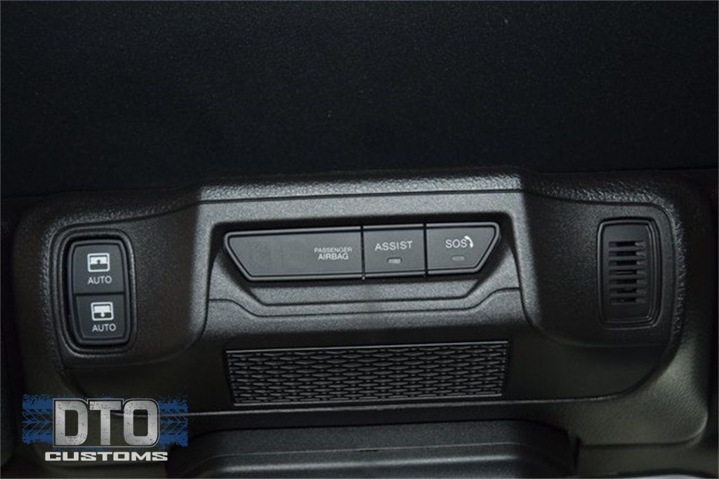 2025 Jeep Wrangler Rubicon - 22883634 - 45