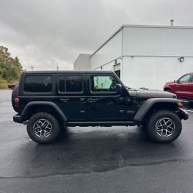 2025 Jeep Wrangler Rubicon - 22938943 - 13